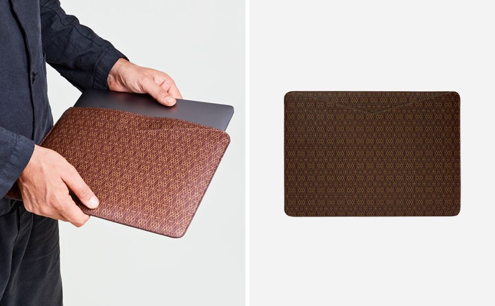 Signature 13" Laptop Sleeve brown