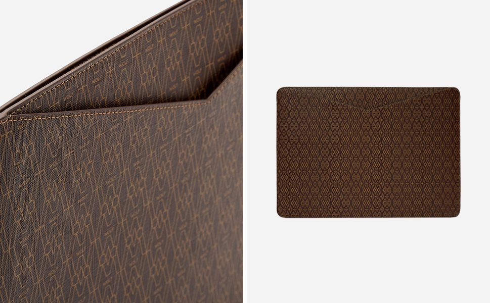 Signature 16" Laptop Sleeve brown