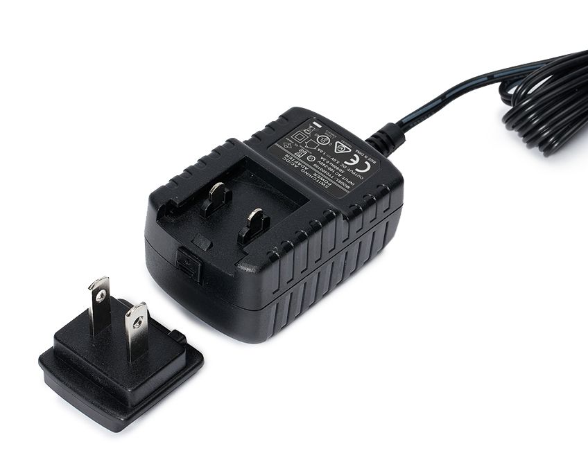 Universal plug adaptor 5.0v black